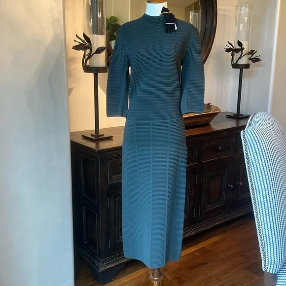 emporio armani knit dress Emporio Armani V-neck Wool Knit Dress Women's Sz 46 L